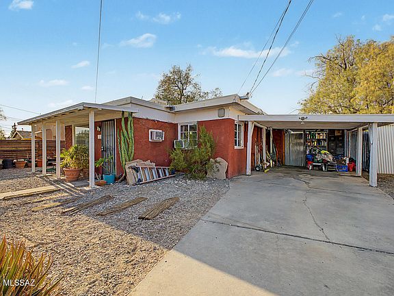 3rd image of 321 E Jacinto St