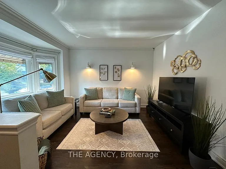 57 Highfield Rd — Photo 2