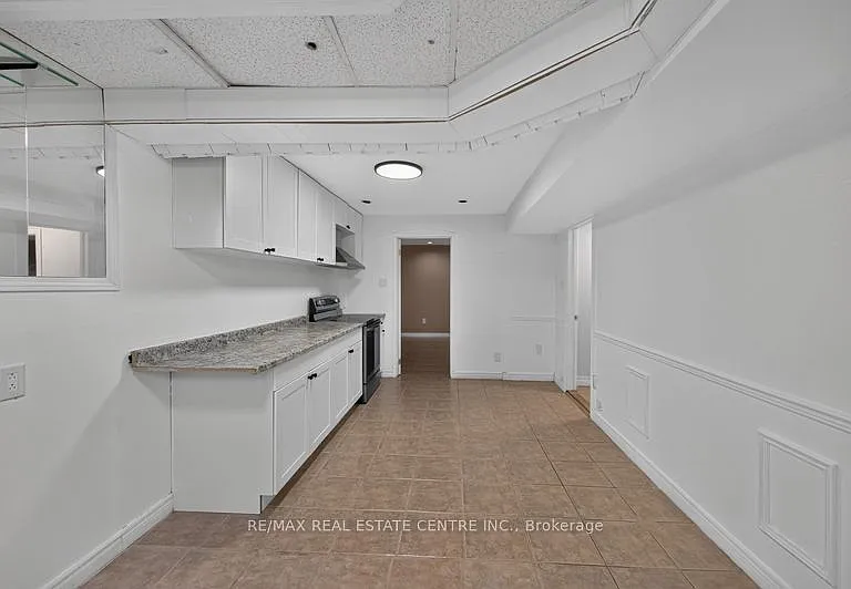 59 Colin Cres #LOWER — Photo 8