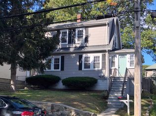 21 Edgemont Rd, Braintree, MA 02184