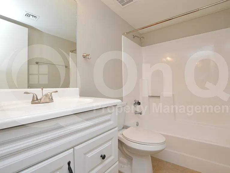 616 S Hardy Dr #101 — Photo 14