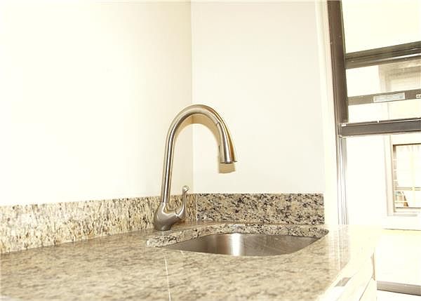 1st image of 105 Audubon Ave APT 4D