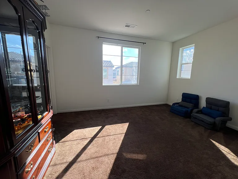 1707 Frangipani Ave — Photo 29
