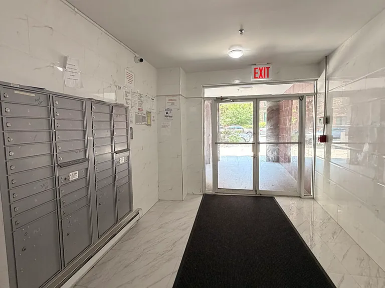 8411 Lander St #15 — Photo 2