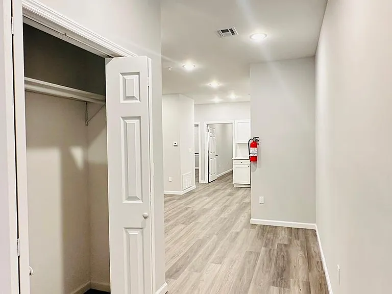 67 Market St #203 — Photo 4