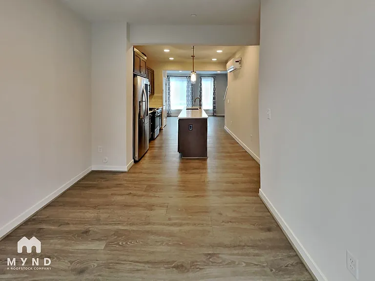 10944 NE 189th St #D — Photo 5