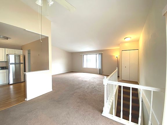 4th image of 377 Jefferson Ct #377