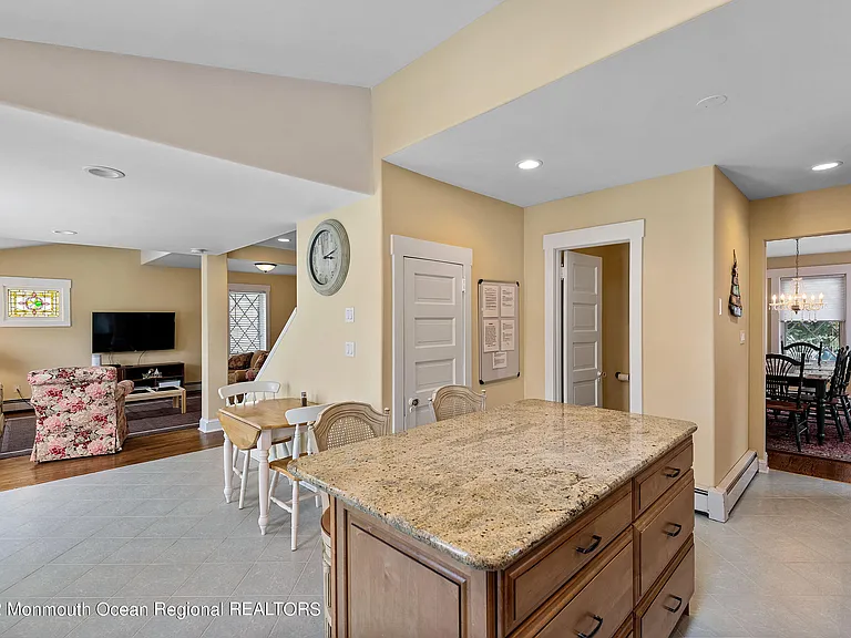 113 Beacon Blvd #FRONT HOUSE — Photo 8