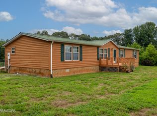 345 Short Bark Rd, Madisonville, TN 37354