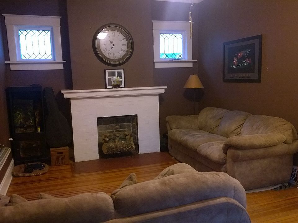 1st image of 3102 Felix St