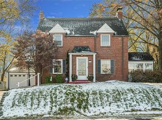 1034 Saint Cyr Rd, Saint Louis, MO 63137