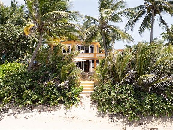 3rd image of 279-281 BRAVOS DE BOSTON