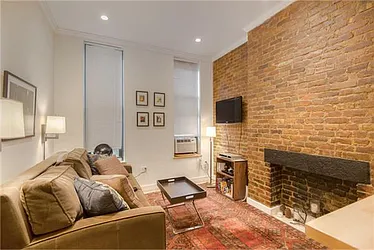 Rented by (Legacy) Elegran