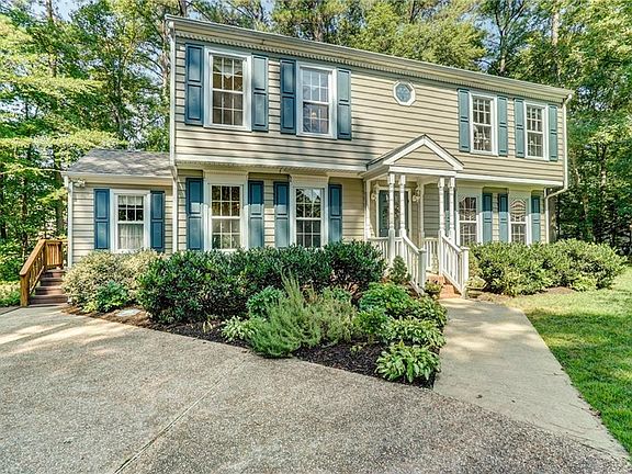 5th image of 3209 Forest Lodge Ct