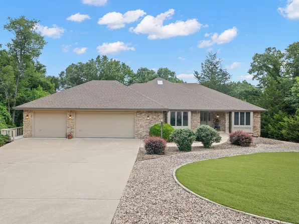 10 Fyne Ln, Bella Vista, AR 72715
