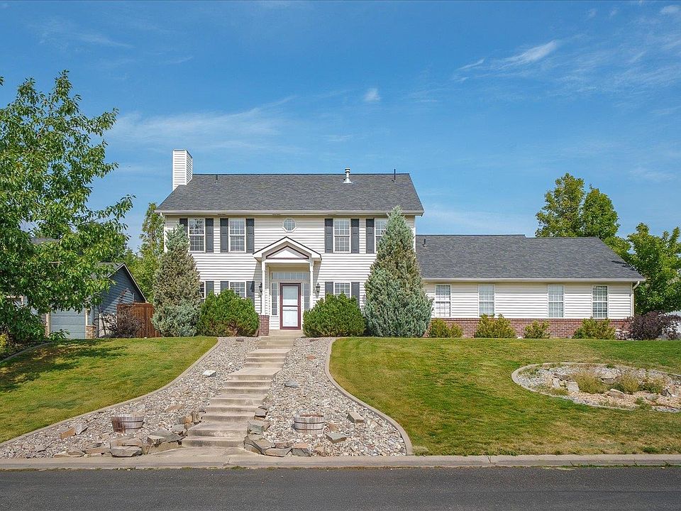 1st image of 2422 S Boulder Ln