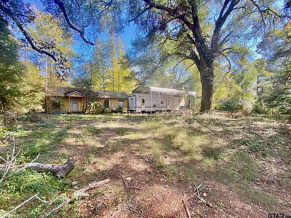 3rd image of 2242 County Road 2120