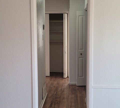 5th image of 4249 Redbud Ave