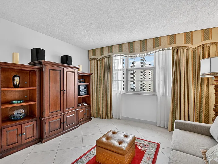 2121 N Ocean Blvd #805W — Photo 13