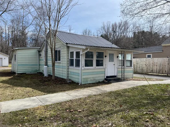 1828 Route 9, Keeseville, NY 12944