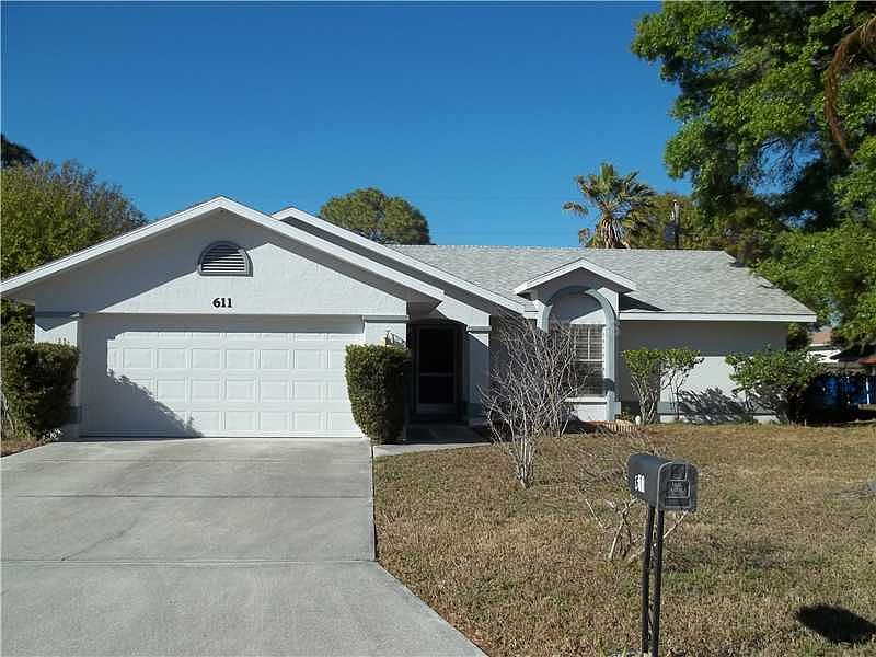 1st image of 611 67th Avenue Dr W