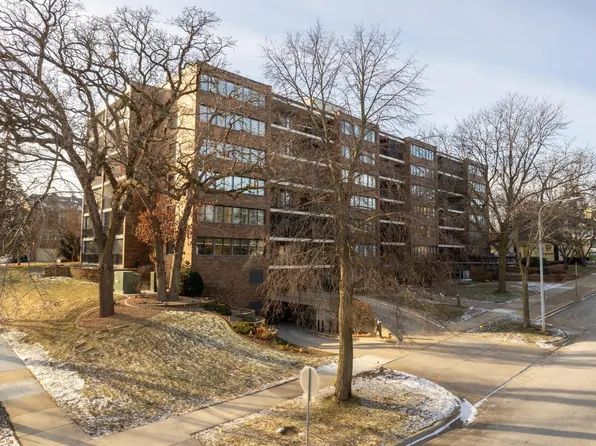 600 4th St SW APT 302, Rochester, MN 55902