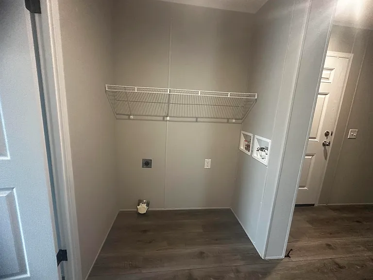 588 Hamilton St #588 — Photo 9