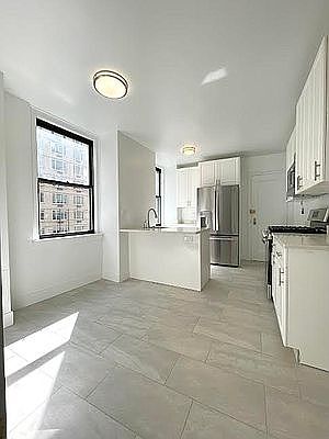 1st image of 340 E 57th St #9AB