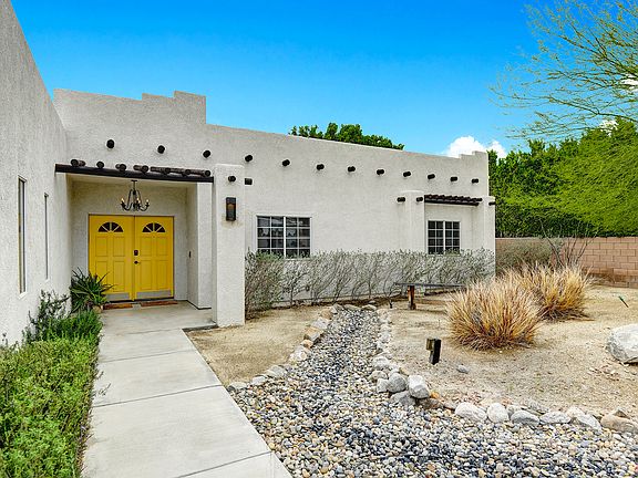 3rd image of 2005 E Racquet Club Rd