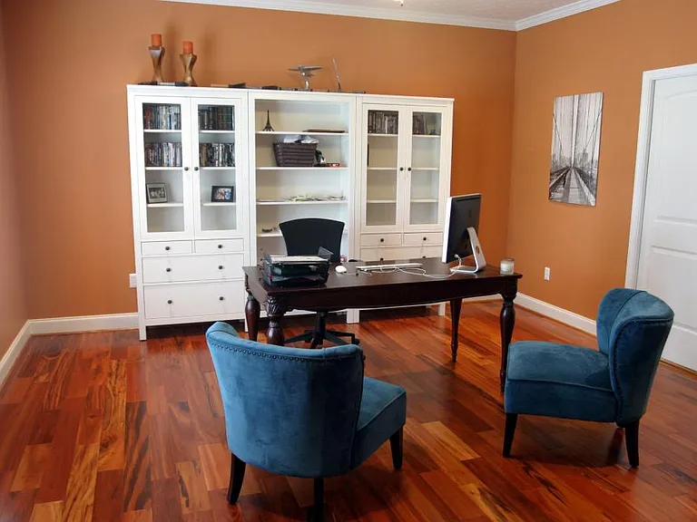 505 Capstone Dr — Photo 15