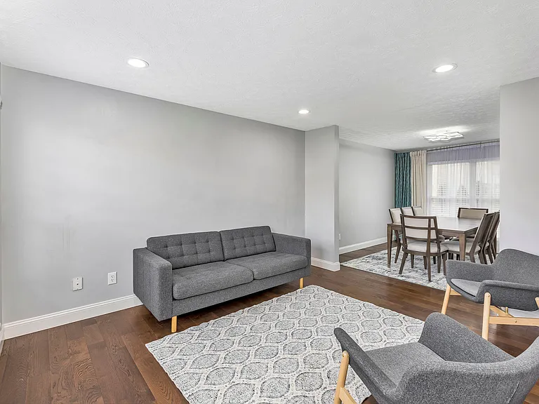 5041 Lexington Ct — Photo 4