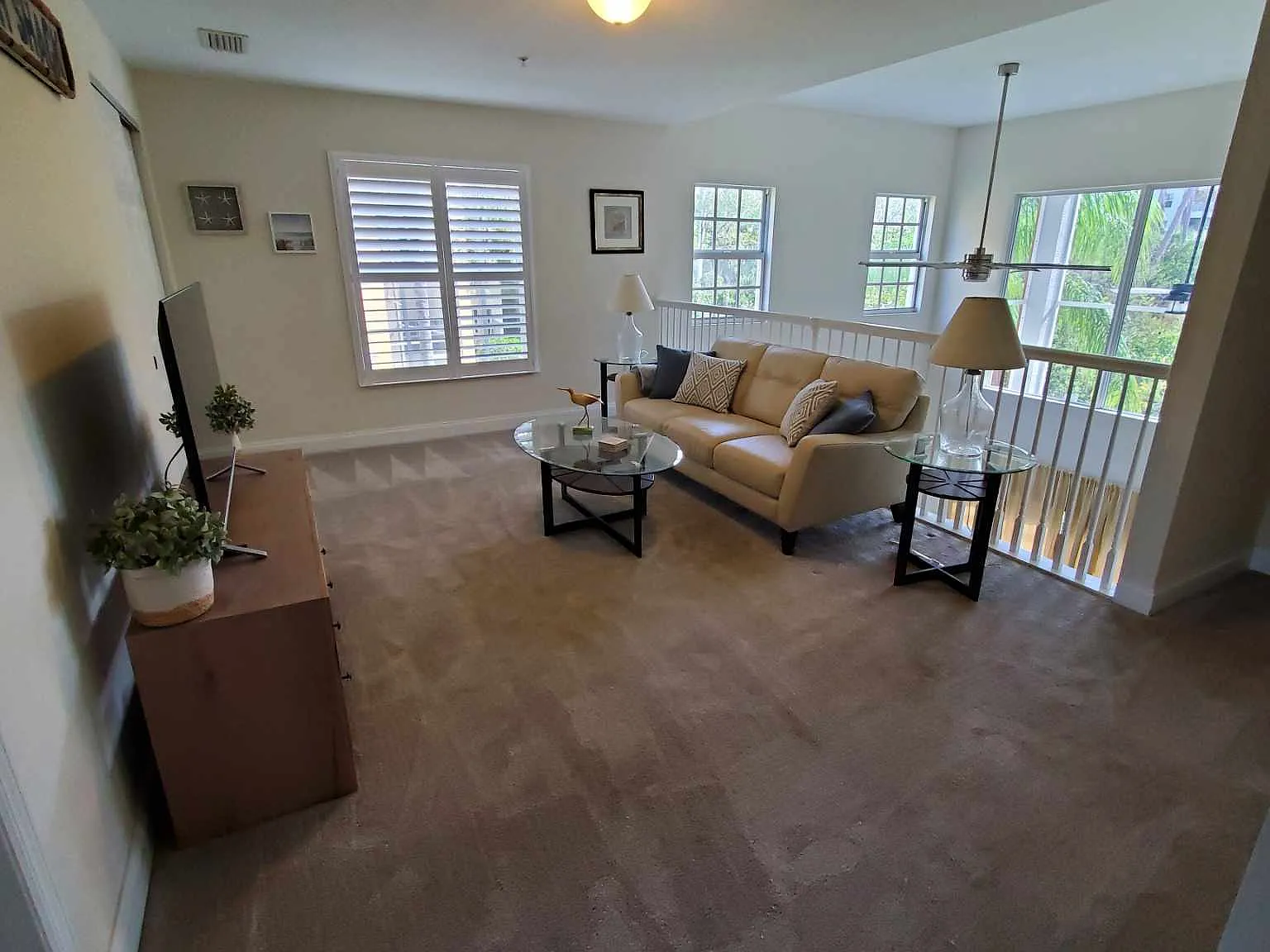 3 bed, 1968 sqft, $3,250 — Photo 4