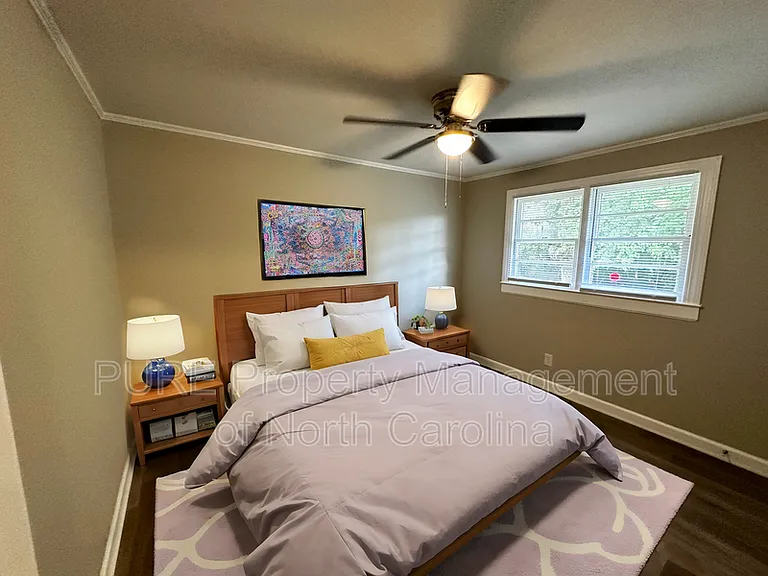 110 Mendota Ave — Photo 12