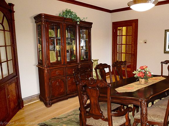 5th image of 534 Elgin Ave