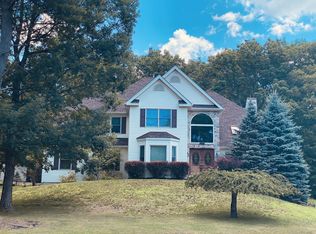 4235 Blue Mountain Xing, East Stroudsburg, PA