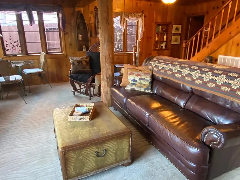 2444 Rogue River Hwy — Photo 14