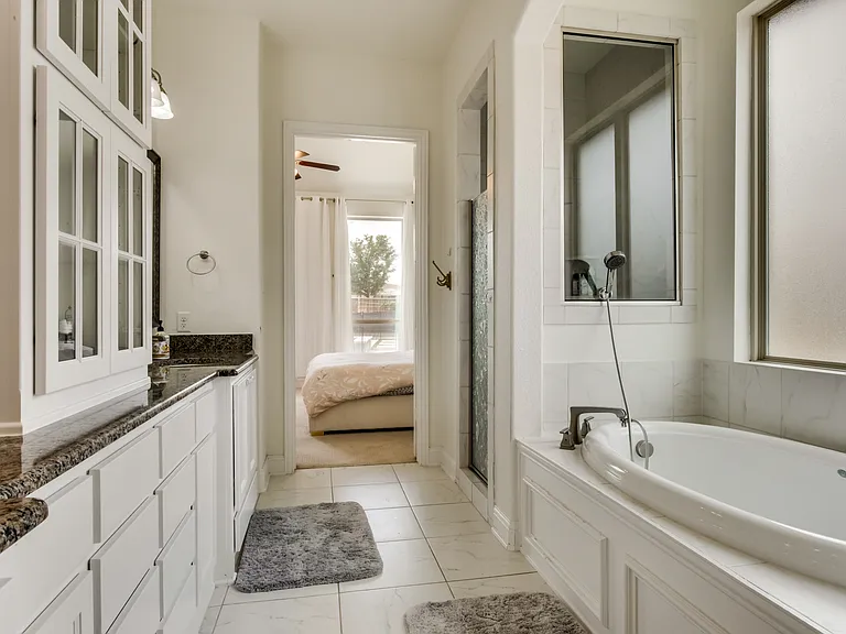 2313 Westlake Ct — Photo 23