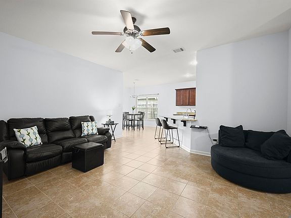 2nd image of 42675 Baystone Ave