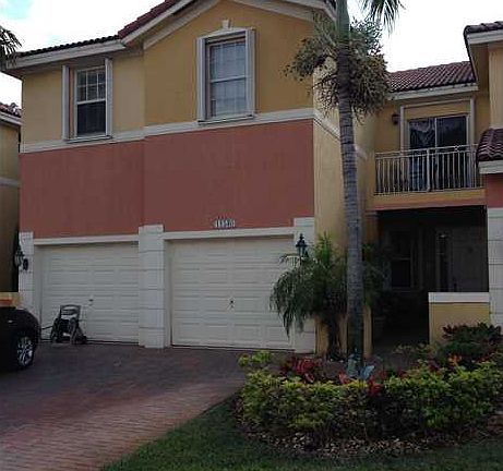 2nd image of 11540 NW 79th Ln