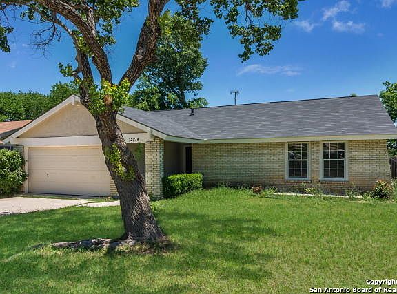 2nd image of 12814 Esplanade Dr