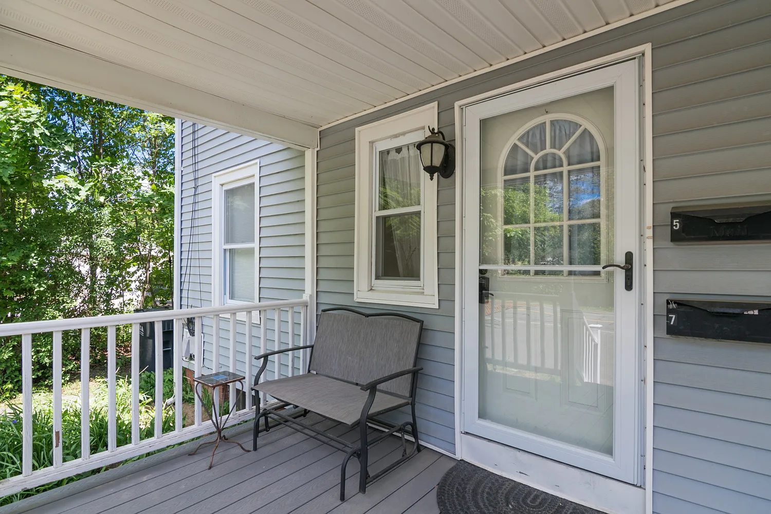 3 bed, 1.5 bath, 1400 sqft, $2,700 — Photo 2
