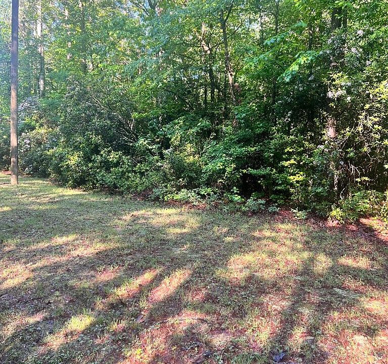 2nd image of 138 High Point Trl