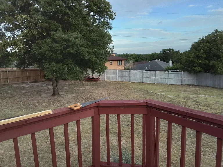 410 Saddle Dr — Photo 45