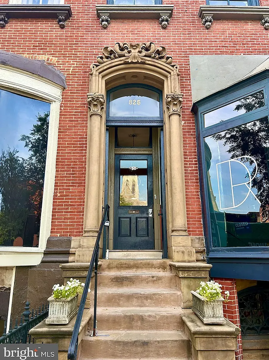 Building Photo - Charming in Mt Vernon with modern conveniences