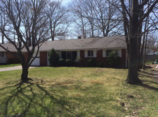 7572 Primrose Dr, Mentor On The Lake, OH 44060