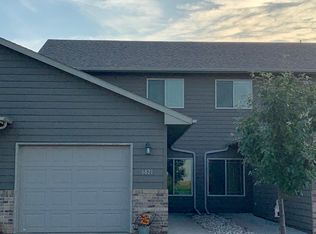 6821 S Tomar Rd, Sioux Falls, SD 57108