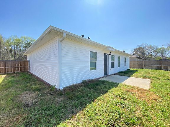2nd image of 105 Redbud Ct