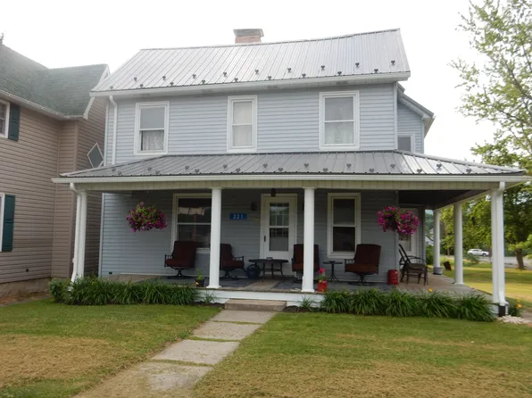 321 Grove St, Jersey Shore, PA 17740