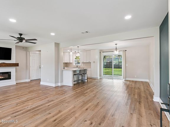 4th image of 126 Northwood Dr