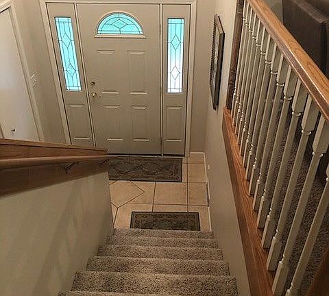 split level foyer